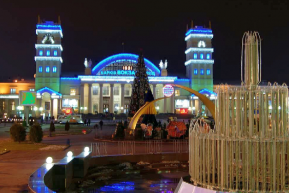 На вокзалі «Харків-Пасажирський» почалися новорічні концерти
