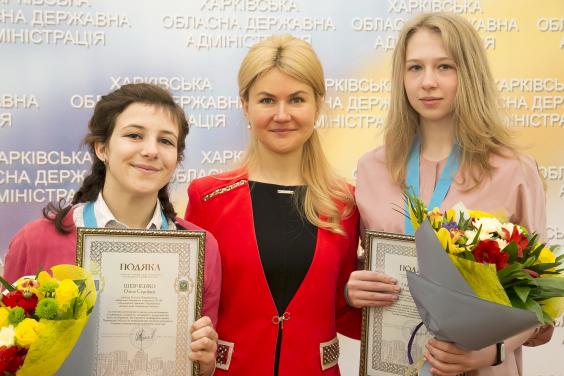 Юлія Світлична зустрілася з переможницями Європейської математичної олімпіади для дівчат