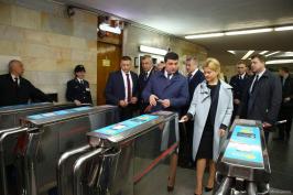 Прем'єр-міністр України і голова ХОДА проїхалися в метро і поспілкувалися з харків'янами