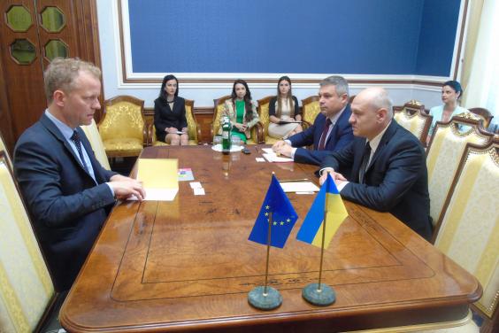 Марк Беккер і Глава Офісу Ради Європи в Україні обговорили процес об'єднання громад в області