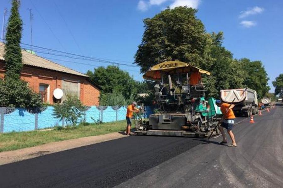 Розпочато ремонт доріг Краснокутськ - Богодухів і Богодухів - Валки - Нова Водолага