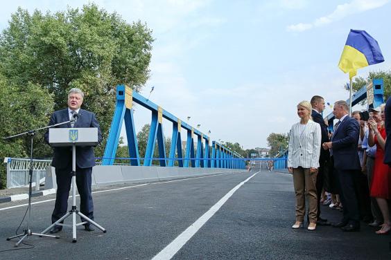 Гроші на ремонт дороги Київ – Харків – Довжанський мають надійти вже в серпні. Президент
