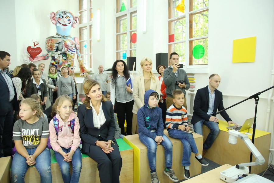 На Харківщині стартувала всеукраїнська програма Марини Порошенко «Арсенал Ідей - Україна» На Харківщині стартувала всеукраїнська програма Марини Порошенко «Арсенал Ідей - Україна»