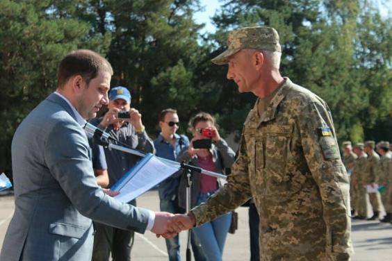159 військовослужбовців 92 ОМБр отримали правовстановлюючі документи на землю
