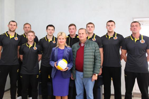 Голова ХОДА привітала волейбольну команду «Локомотив» з початком нового сезону