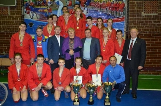 Харків’яни вибороли путівки на кадетський чемпіонат Європи з самбо