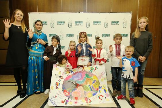 У Харкові відкрилася виставка малюнків дітей - пацієнтів з різних країн світу