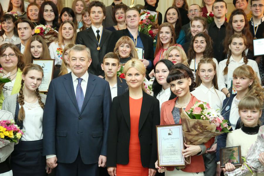 Голова ХОДА нагородила найкращих працівників місцевого самоврядування області