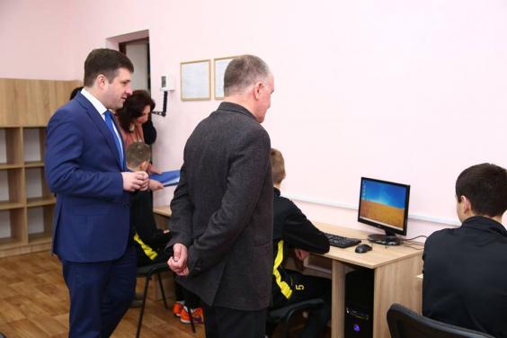 У Харківському державному училищі фізкультури № 1 відкрили комп'ютерний клас