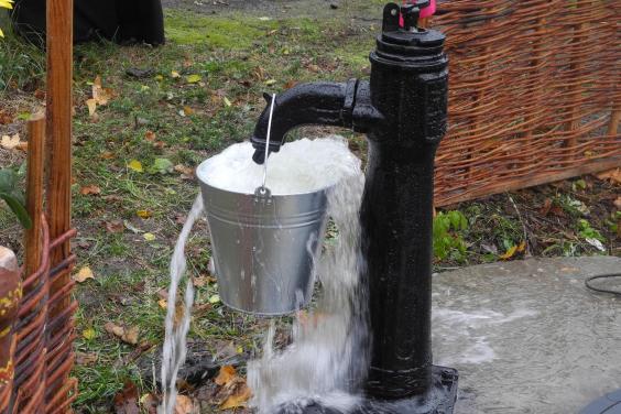 Новая скважина, заработавшая в Барвенковщине, обеспечивает водой более 1200 человек