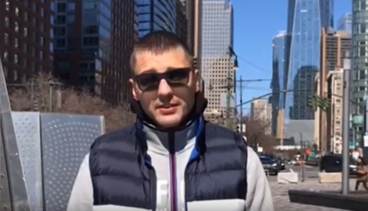 Олександр Гвоздик після бою подякував за підтримку Юлії Світличній Олександр Гвоздик після бою подякував за підтримку Юлії Світличній