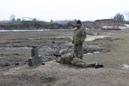 На Харківщині воїни-резервісти виконали практичні стрільби На Харківщині воїни-резервісти виконали практичні стрільби