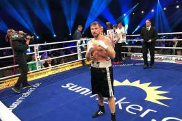 Роман Шкарупа здобув чергову перемогу на професійному рингу