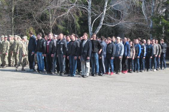 На Харківщині вже понад 800 юнаків призвали на строкову службу