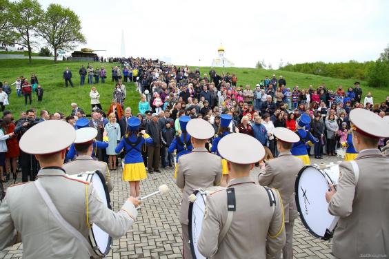 9 травня на Харківщині відбудеться виставка військової техніки та працюватиме польова кухня