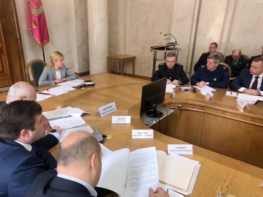 Ніщо не може загрожувати безпеці та здоров’ю дітей у літніх оздоровчих таборах. Юлія Світлична Ніщо не може загрожувати безпеці та здоров’ю дітей у літніх оздоровчих таборах. Юлія Світлична