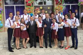 Марк Беккер привітав зі святом Останнього дзвоника учнів шкіл Барвінківщини
