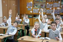 Для початкової школи в області закуплять нові меблі та комп'ютери, а також навчать вчителів