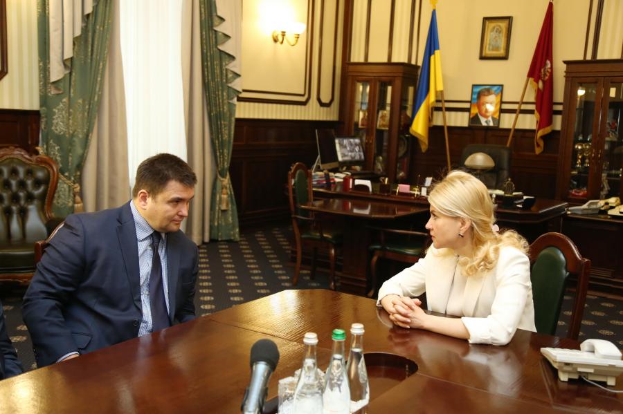 Юлія Світлична провела зустріч з Павлом Клімкіним