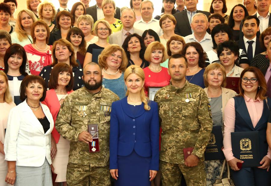 Голова ХОДА привітала заслужених діячів області з державними святами