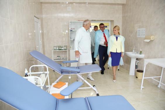 У Красноградській ЦРЛ відкрили капітально відремонтоване гінекологічне відділення