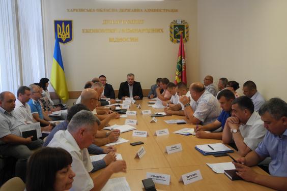 Евгений Шахненко провел заседание областного штаба по подготовке ЖКХ районов к зиме