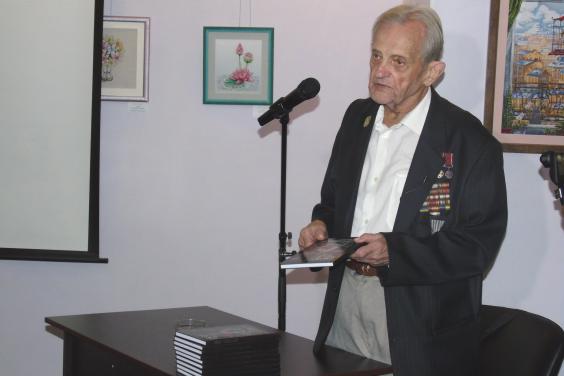 У Харкові презентували книгу колишнього в’язня нацистських концтаборів Ігоря Малицького
