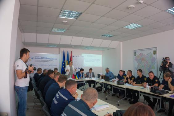 На Харківщині представники ОТГ навчалися створювати систему цивільної безпеки