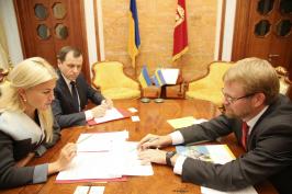 Юлия Светличная провела встречу с послом Швеции в Украине Мартином Хагстрьомом