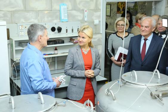 Будемо порушувати питання розвитку науки Харківщини на національному рівні. Юлія Світлична Будемо порушувати питання розвитку науки Харківщини на національному рівні. Юлія Світлична