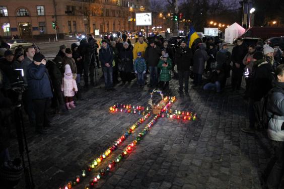 На Харківщині вшанували пам’ять жертв Голодомору 1932 – 1933 років