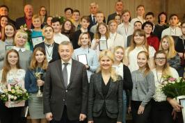Юлія Світлична привітала з професійним святом працівників місцевого самоврядування