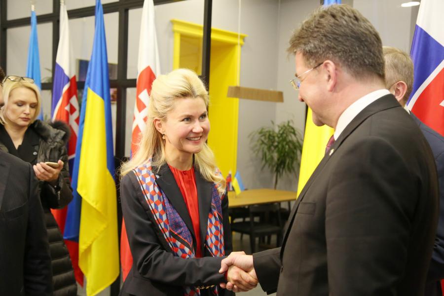 Глава ХОГА встретилась с Министром иностранных и европейских дел Словацкой Республики