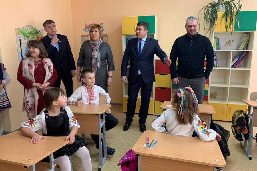В Нововодолажской ОТГ открыли начальную школу и детсад