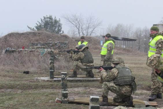 На Харківщині пройшли заняття з бійцями територіальної оборони