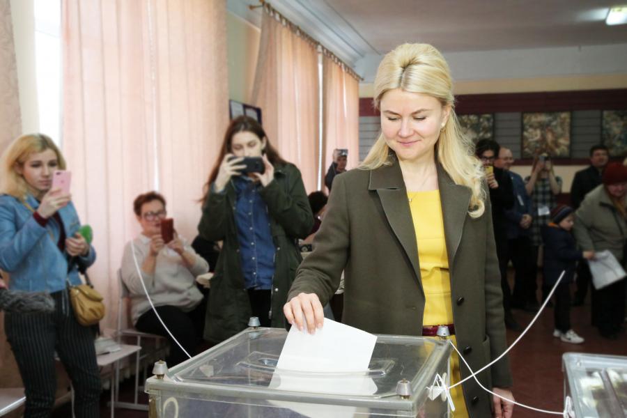 Я проголосувала за сильну країну та політику підтримки Харківської області. Юлія Світлична