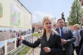 Цього року на Харківщині заплановано ремонт близько 100 доріг. Юлія Світлична