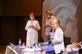 Юлія Світлична взяла участь у форумі "Майбутнє в сьогоденні", що присвячений попередженню рідкісних захворювань