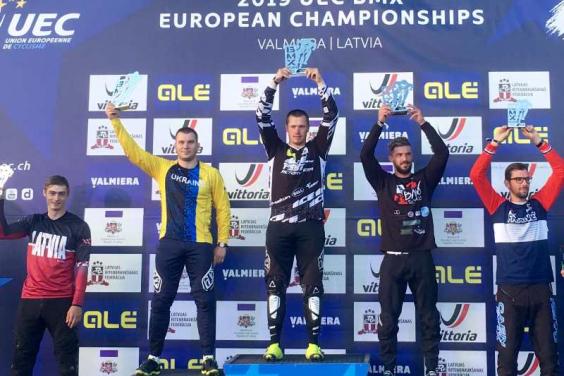 Велогонщик з Куп’янська виграв «срібло» чемпіонату Європи