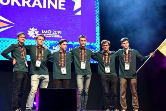 Харківський школяр виборов «срібло» міжнародної олімпіади з математики